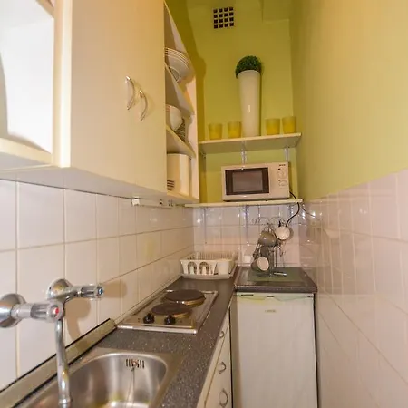 Apartment Central Design Apartement